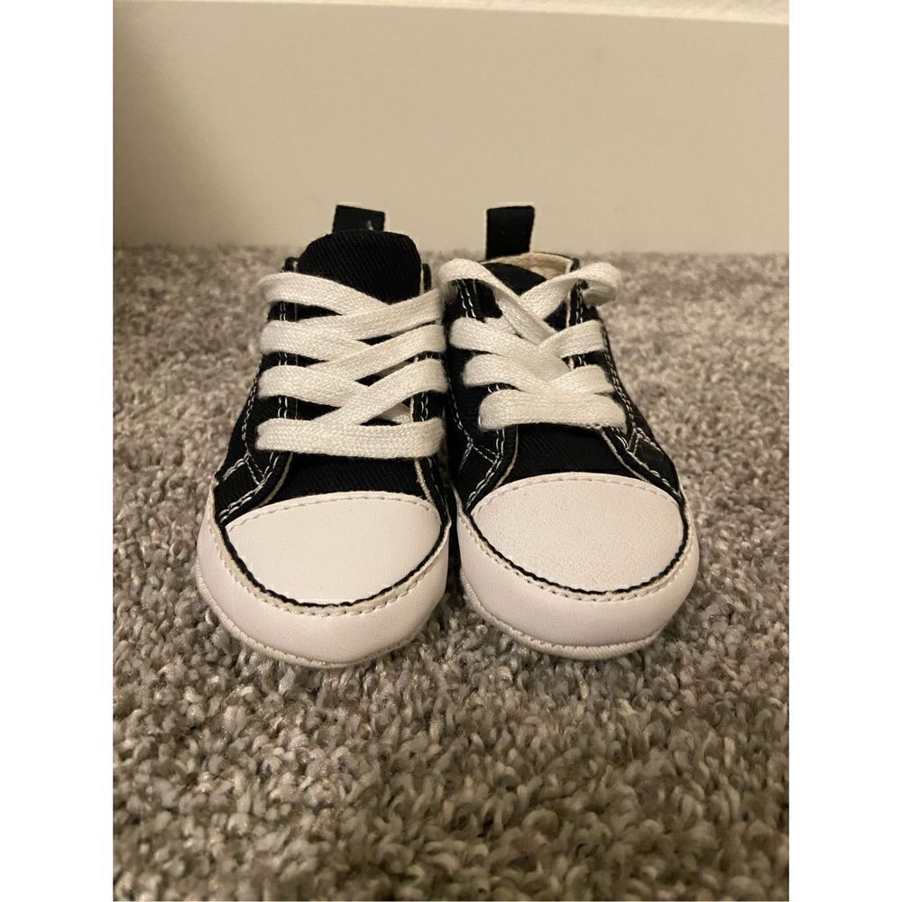 Baby Converse Black Crib Shoe size 3